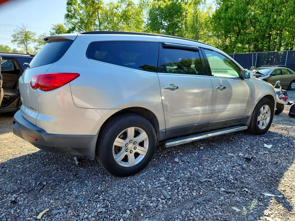 صورة رقم 3 من المزاد - 2011 CHEVROLET TRAVERSE مع VIN 1GNKVGED8BJ217458