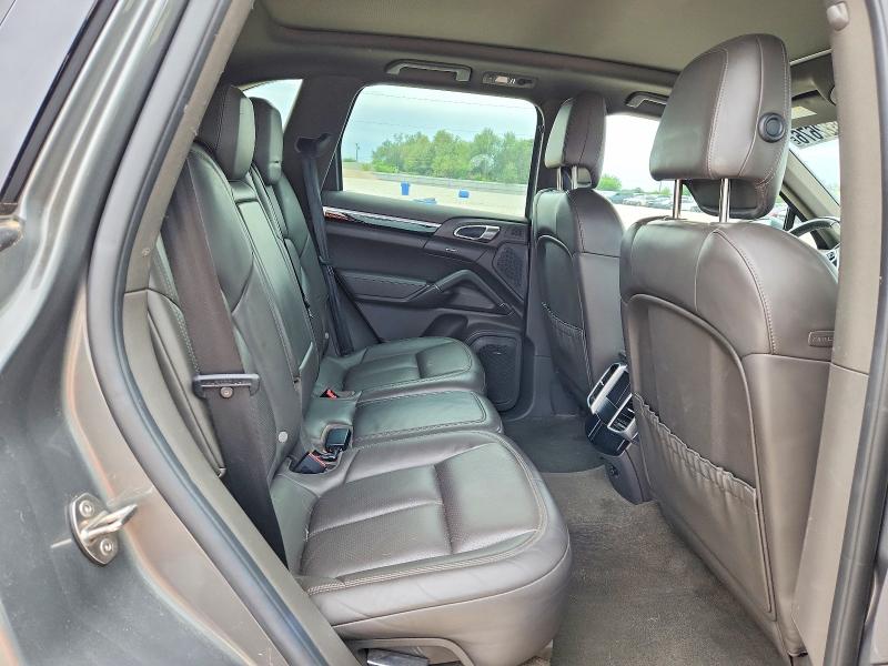 Photo 11 from auction – 2016 PORSCHE CAYENNE with VIN WP1AE2A25GLA63443
