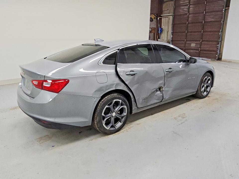 Photo 3 from auction – 2023 CHEVROLET MALIBU with VIN 1G1ZD5ST0PF160332