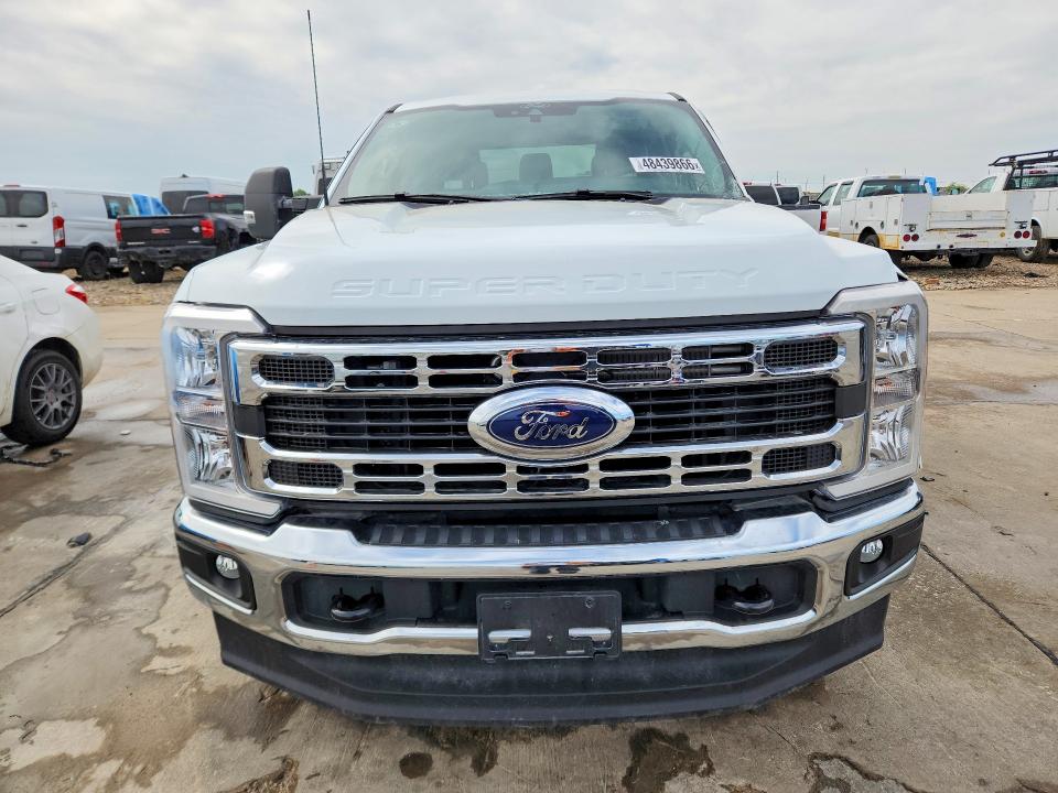 Foto 5 de la subasta – 2025 FORD F250 con VIN 1FT7W2BA6SED73483