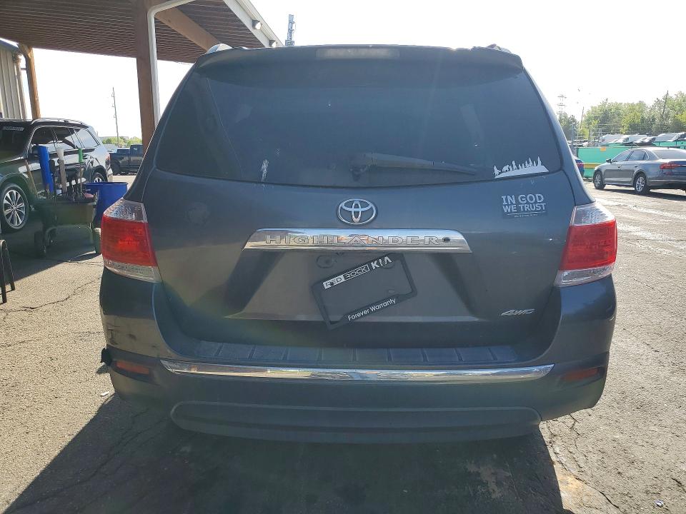 Photo 6 from auction – 2012 TOYOTA HIGHLANDER with VIN 5TDDK3EH8CS115068