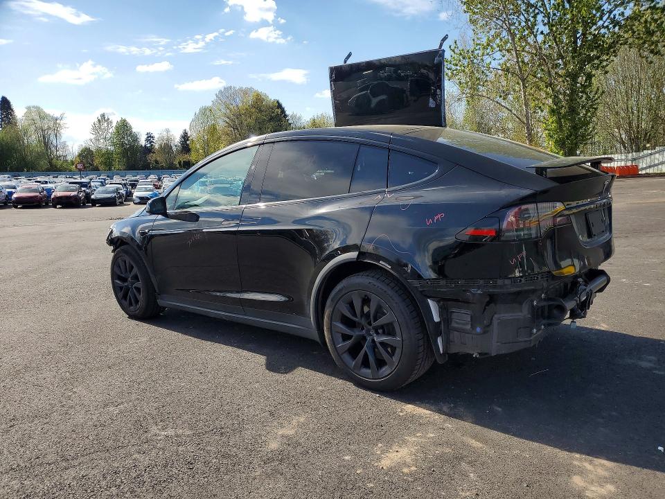 Photo 2 from auction – 2023 TESLA MODEL X with VIN 7SAXCAE5XPF367356