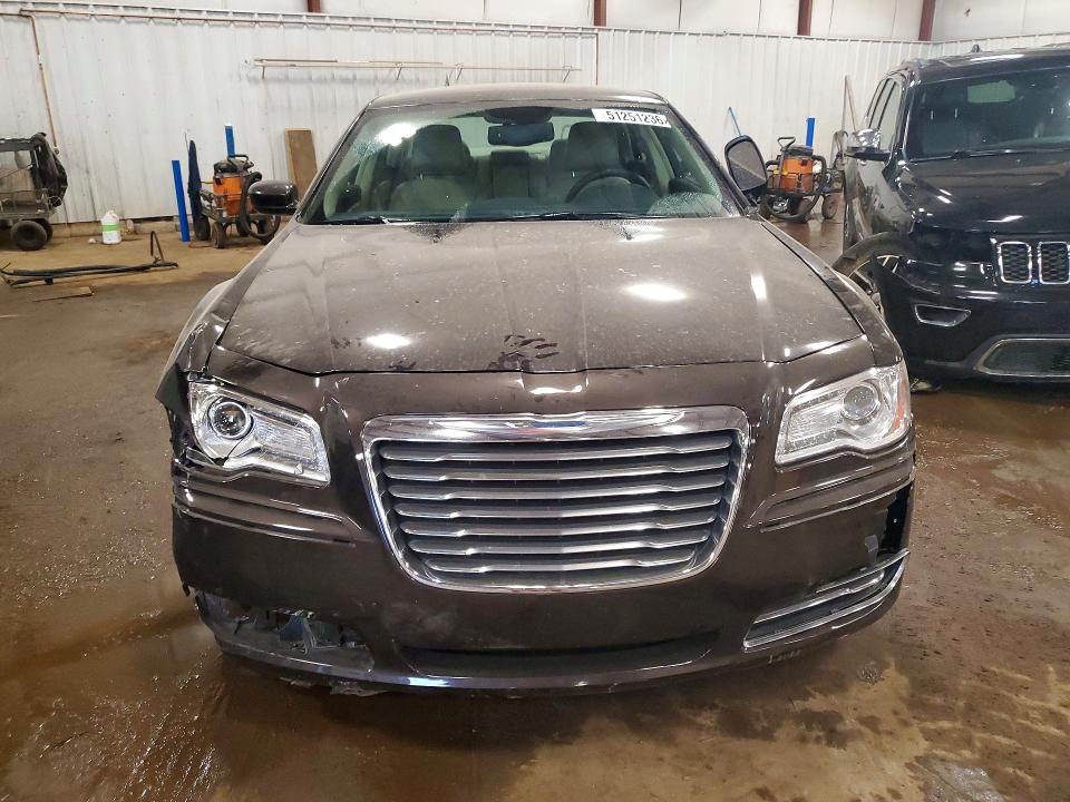 Photo 5 from auction – 2013 CHRYSLER 300 with VIN 2C3CCAAG9DH659285