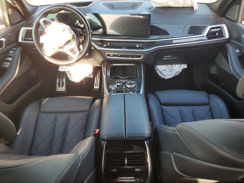 Photo 8 from auction – 2023 BMW X7 with VIN 5UX23EM03P9P31050