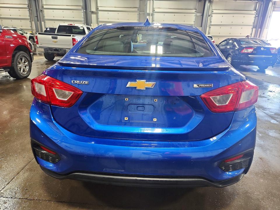 Photo 6 from auction – 2017 CHEVROLET CRUZE with VIN 1G1BF5SM9H7217529