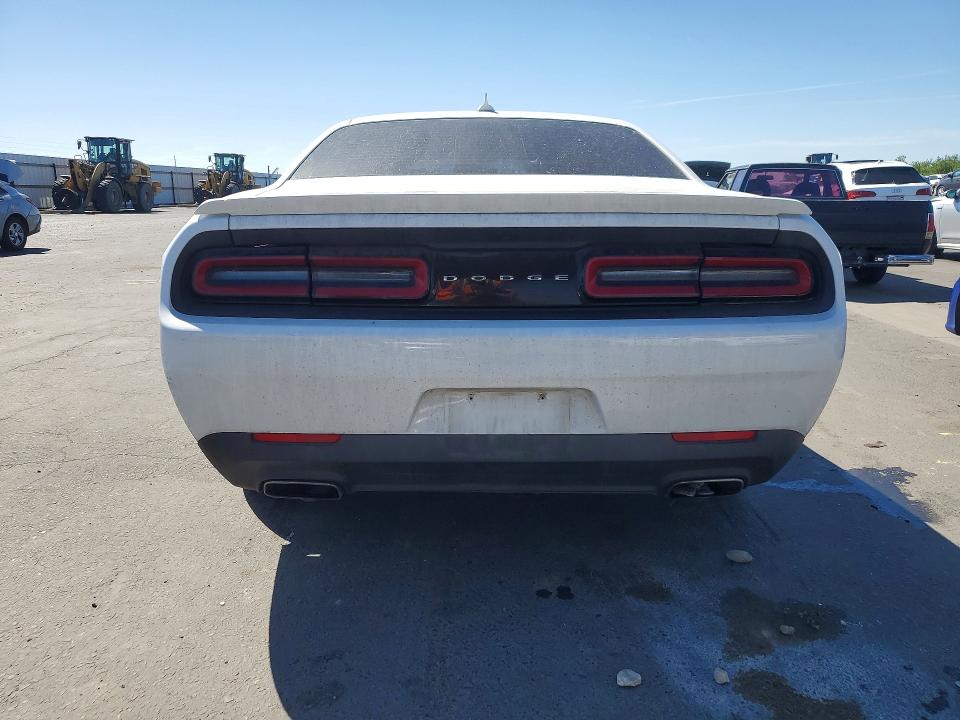 Photo 6 from auction – 2016 DODGE CHALLENGER with VIN 2C3CDZAG4GH323446