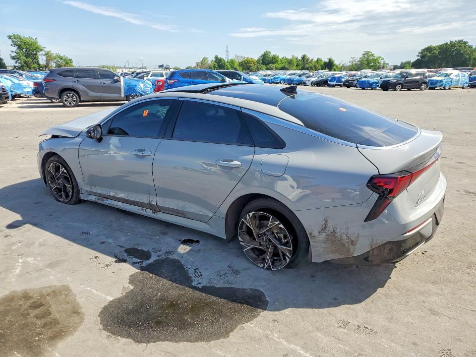 Photo 2 from auction – 2025 KIA K5 with VIN KNAG64J76S5278839