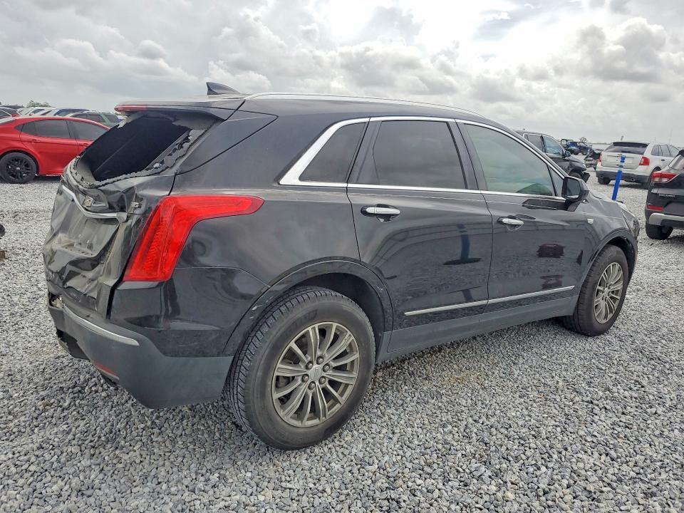 Photo 3 from auction – 2017 CADILLAC XT5 with VIN 1GYKNBRS3HZ132715