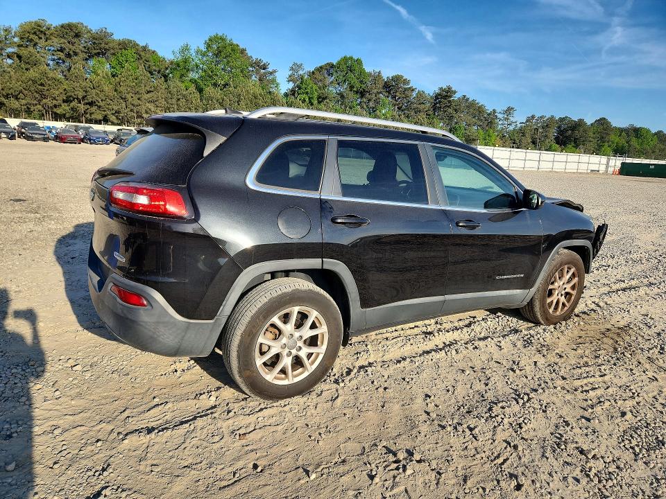 Photo 3 from auction – 2016 JEEP CHEROKEE with VIN 1C4PJLCB3GW113605