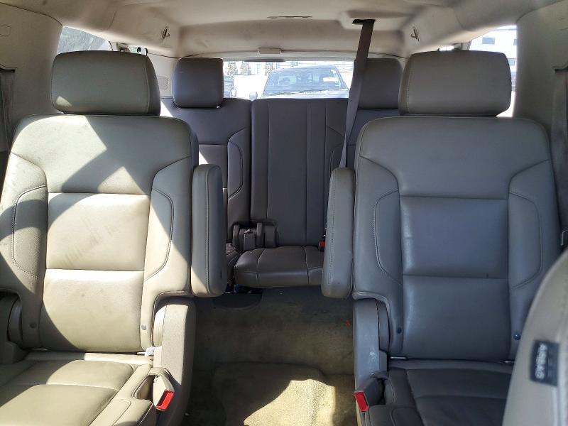 Photo 10 from auction – 2015 CHEVROLET SUBURBAN with VIN 1GNSCJKC5FR589958