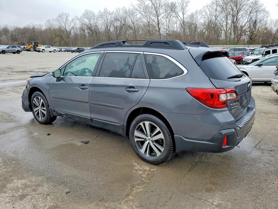 Photo 2 from auction – 2018 SUBARU OUTBACK with VIN 4S4BSAKC6J3221064