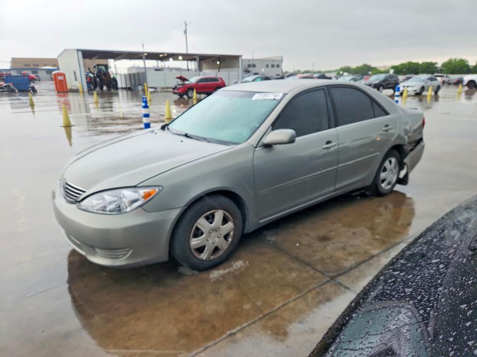 TOYOTA CAMRY 2006 with VIN 4T1BE32K56U709272 - Photo from auction