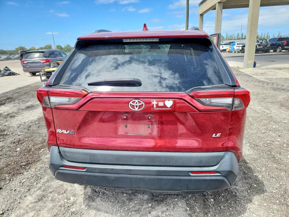 Photo 6 from auction – 2019 TOYOTA RAV4 with VIN 2T3H1RFV3KW046508