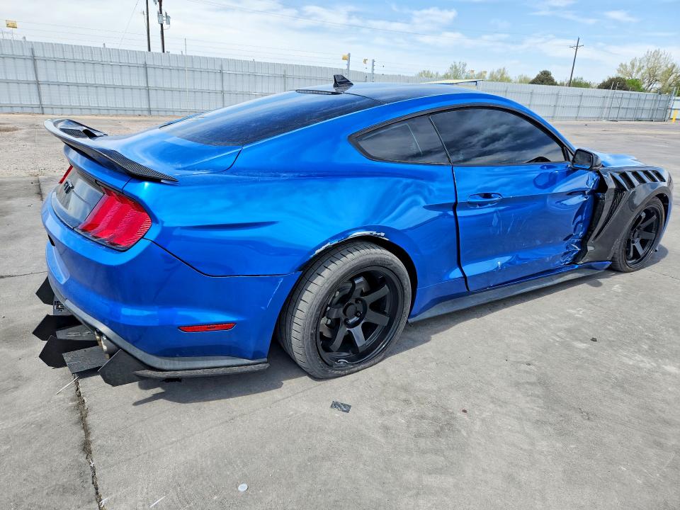 Photo 3 from auction – 2021 FORD MUSTANG with VIN 1FA6P8CF4M5154763
