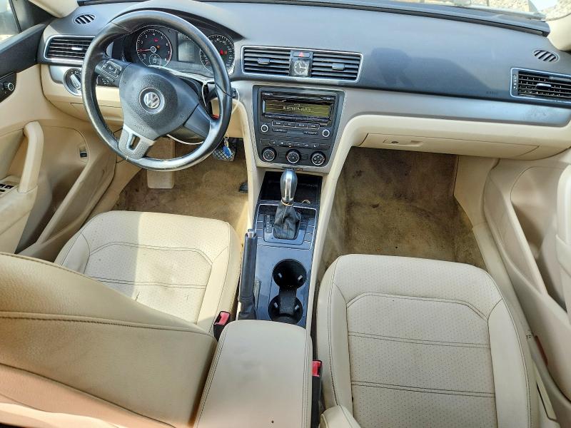 Снимка 8 от търг – 2014 VOLKSWAGEN PASSAT с VIN 1VWAT7A30EC045973