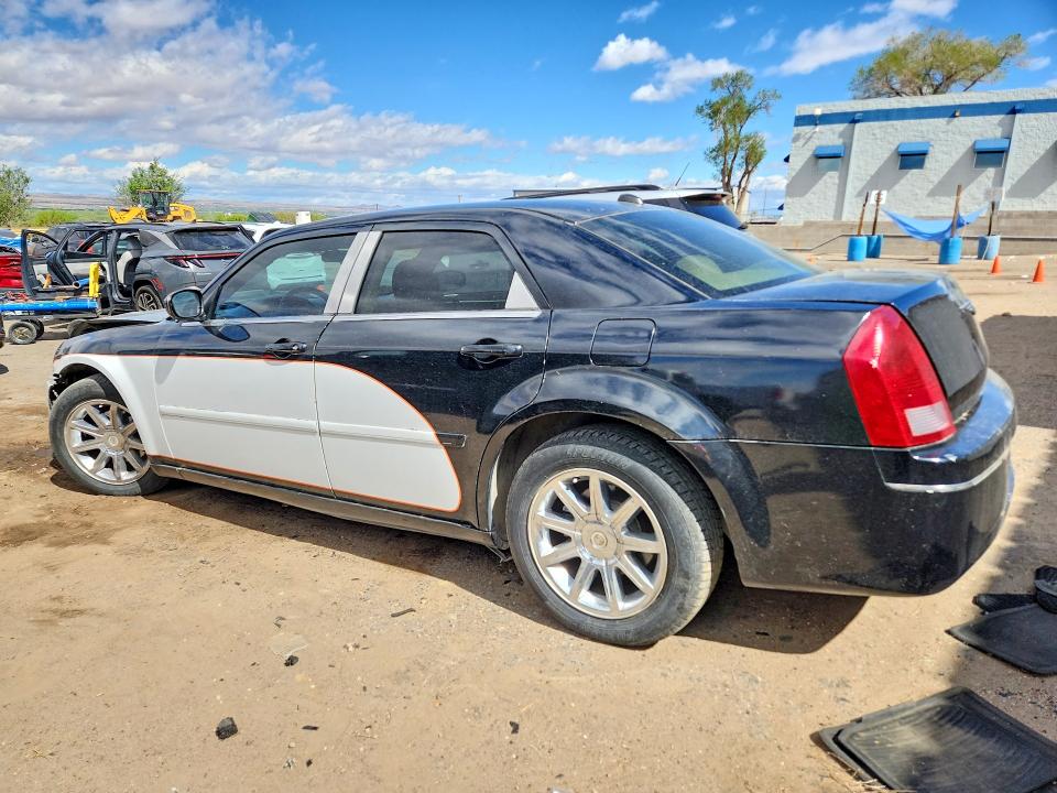 Photo 2 from auction – 2005 CHRYSLER 300 with VIN 2C3JA53G15H517161