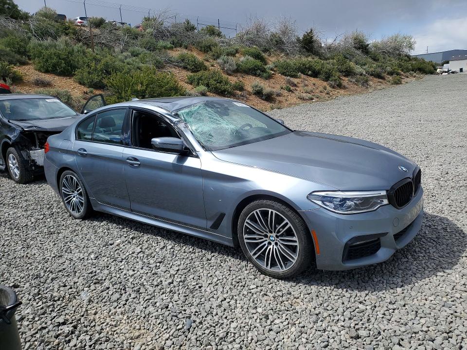 Снимка 4 от търг – 2019 BMW 530 с VIN WBAJA5C5XKWW05890