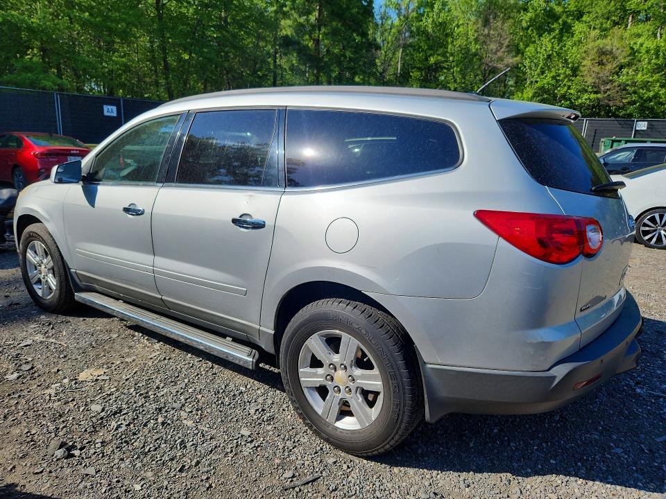 Photo 2 from auction – 2011 CHEVROLET TRAVERSE with VIN 1GNKVGED8BJ217458