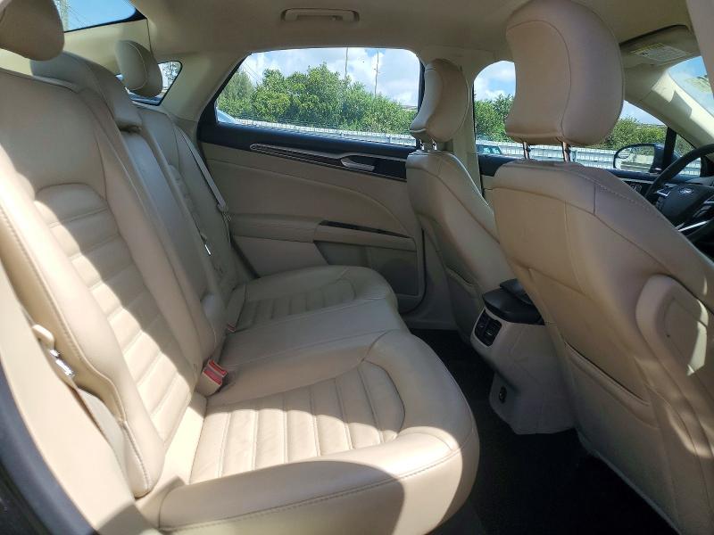 Photo 10 from auction – 2016 FORD FUSION with VIN 3FA6P0HD2GR394517