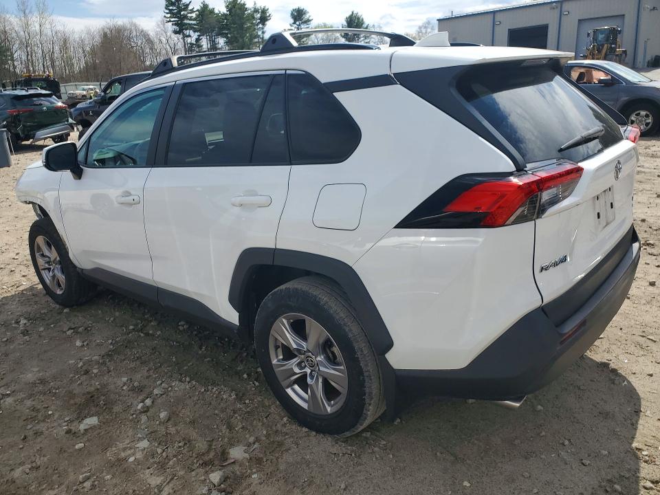 Photo 2 from auction – 2022 TOYOTA RAV4 with VIN 2T3P1RFV0NW309764