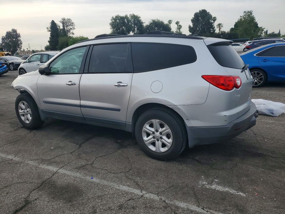 Photo 2 from auction – 2012 CHEVROLET TRAVERSE with VIN 1GNKREED3CJ270675