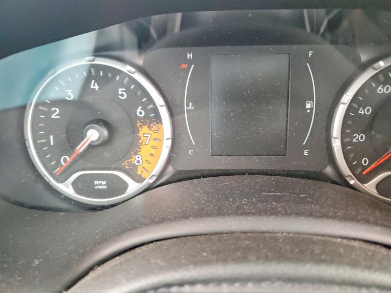 Photo 9 from auction – 2016 JEEP RENEGADE with VIN ZACCJBBT0GPE27809