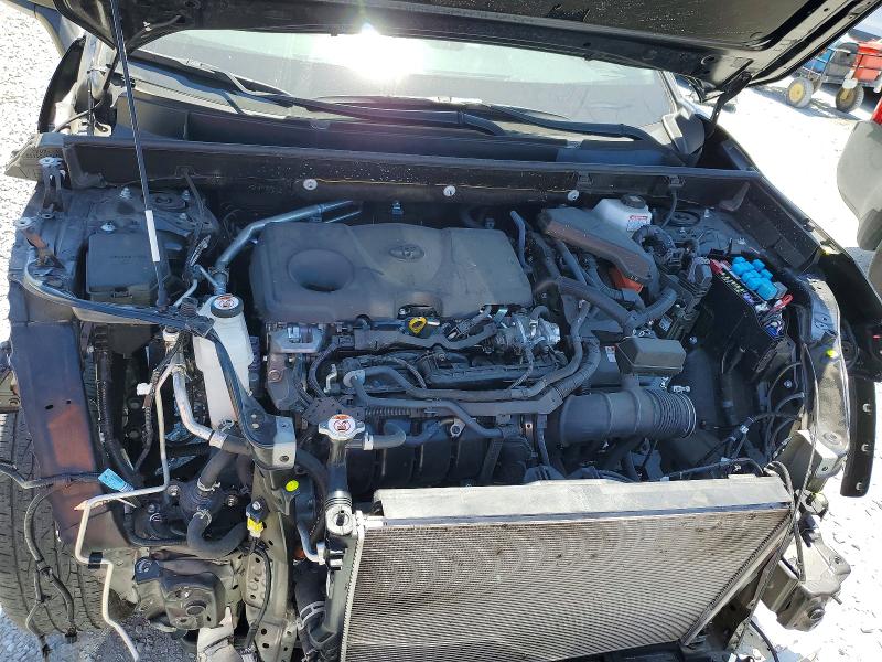 Photo 12 from auction – 2025 TOYOTA RAV4 with VIN JTMLWRFV3SD305961