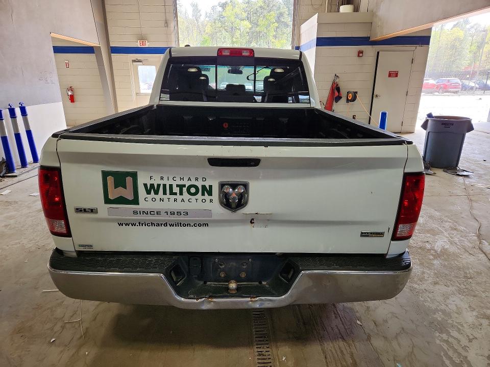 Photo 6 from auction – 2017 RAM 1500 with VIN 1C6RR6GGXHS582358