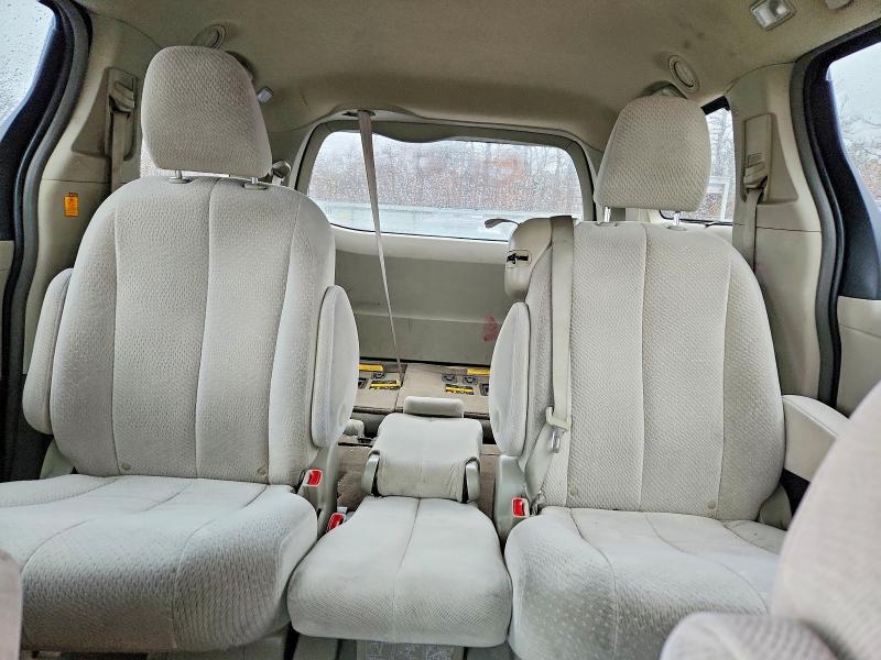 Photo 10 from auction – 2013 TOYOTA SIENNA with VIN 5TDKK3DC6DS325912