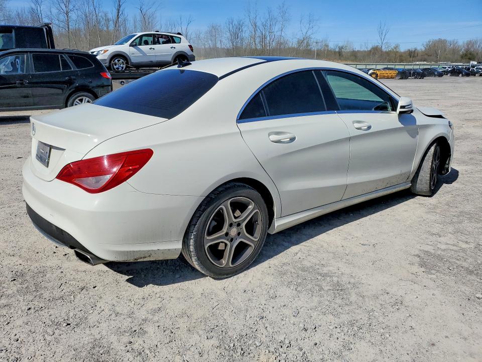 Photo 3 from auction – 2014 MERCEDES-BENZ CLA with VIN WDDSJ4EB4EN138504