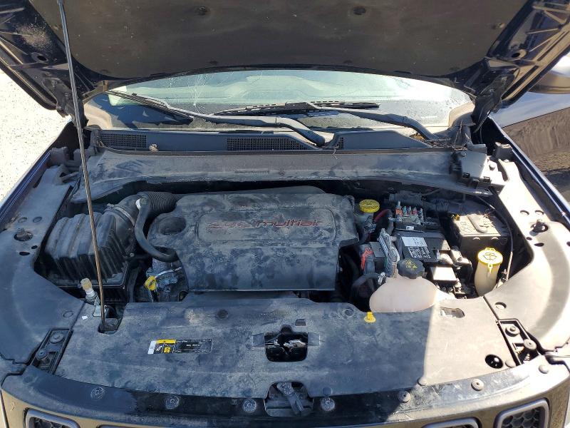 Photo 12 from auction – 2018 JEEP COMPASS with VIN 3C4NJDDBXJT144424