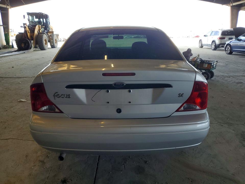Photo 6 from auction – 2002 FORD FOCUS with VIN 1FAFP34312W172328