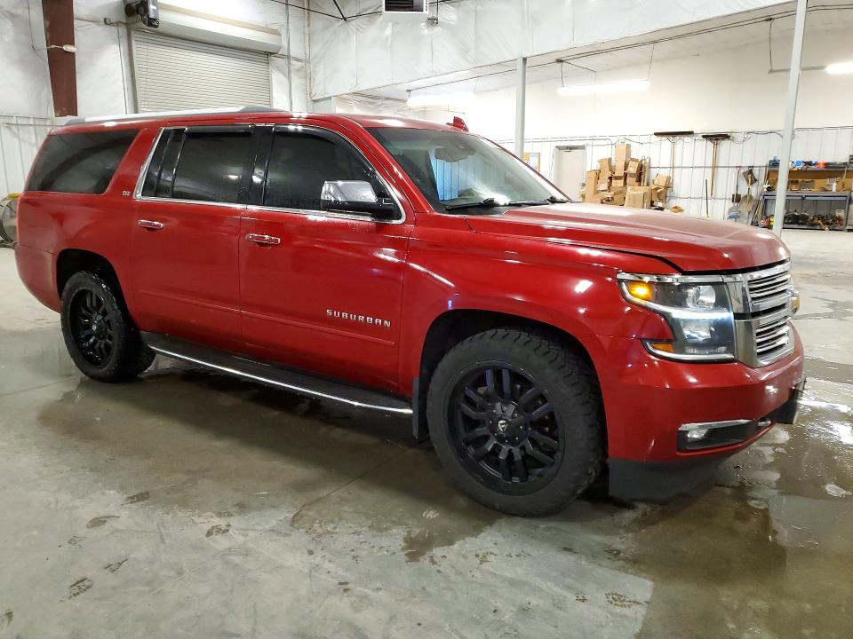 Photo 4 from auction – 2015 CHEVROLET SUBURBAN with VIN 1GNSKKKC4FR537049
