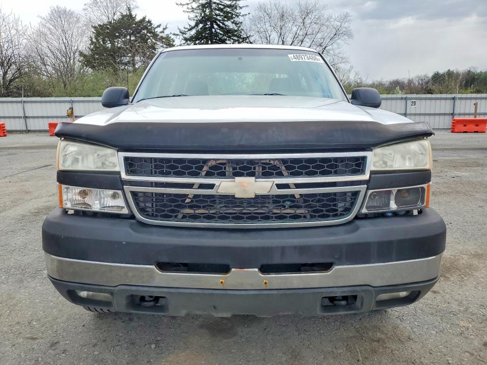 Photo 5 from auction – 2005 CHEVROLET SILVERADO with VIN 1GCHK23U85F862524