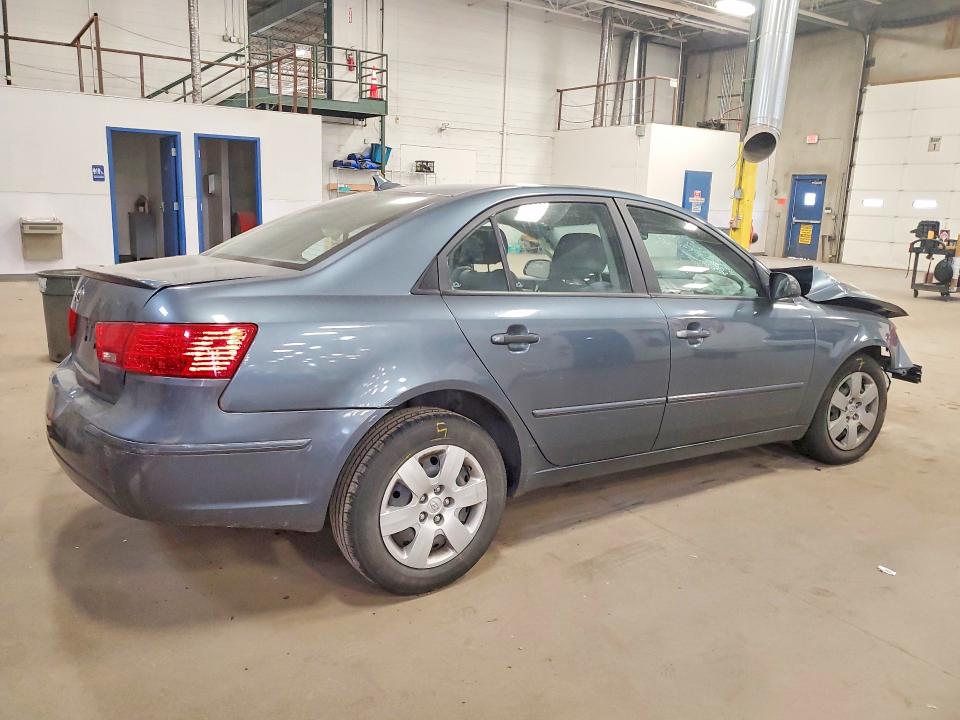 Photo 3 from auction – 2010 HYUNDAI SONATA with VIN 5NPET4ACXAH631842