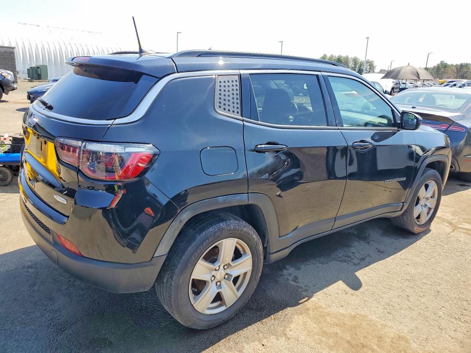 Photo 3 from auction – 2022 JEEP COMPASS with VIN 3C4NJDBB4NT199766
