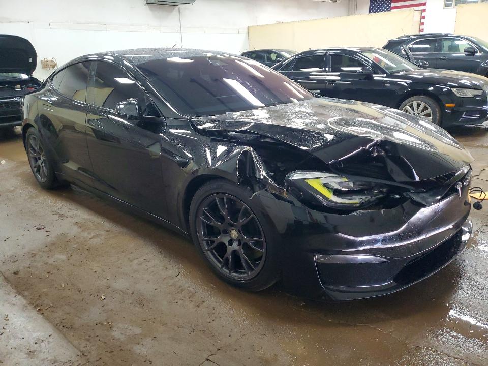 Photo 4 from auction – 2021 TESLA MODEL S with VIN 5YJSA1E65MF441767