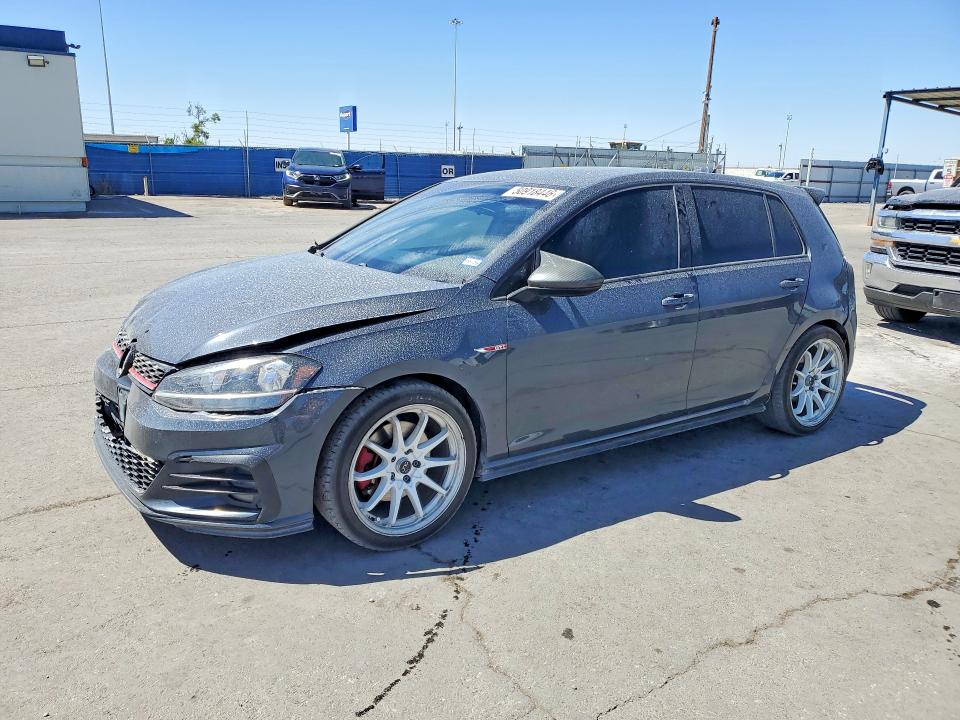 2018 VOLKSWAGEN GTI