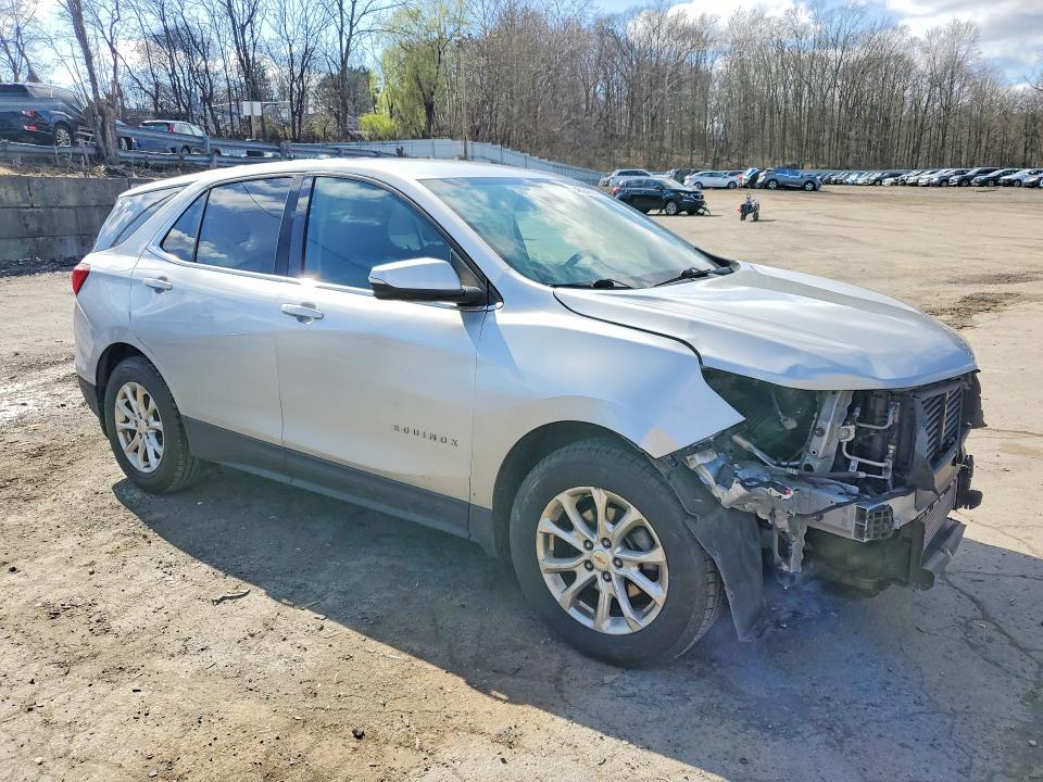 Photo 4 from auction – 2018 CHEVROLET EQUINOX with VIN 2GNAXJEV4J6301106
