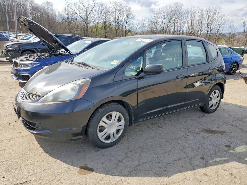 HONDA FIT 2010 с VIN JHMGE8G21AS022888 - Снимка от търг