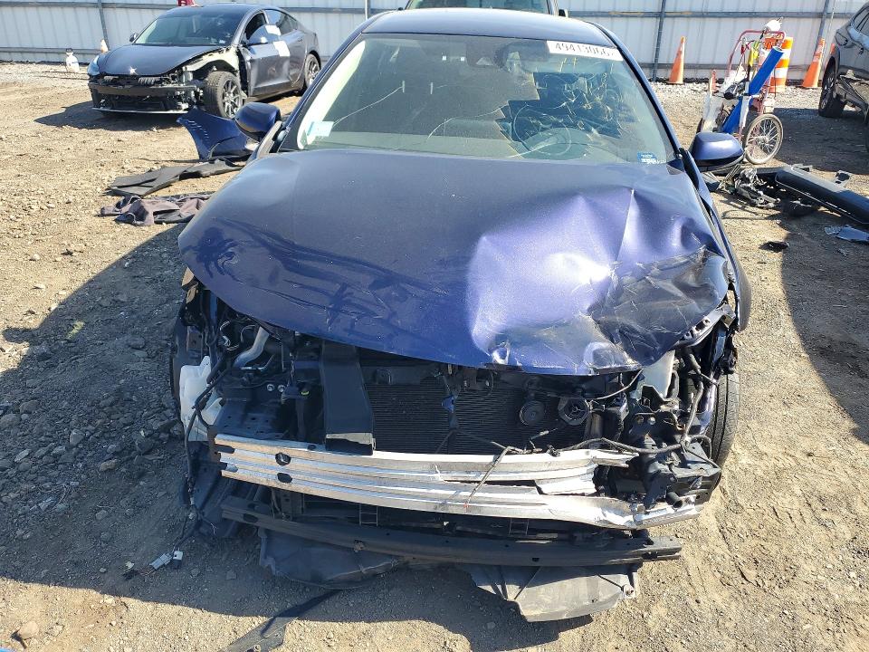 Photo 5 from auction – 2021 TOYOTA COROLLA with VIN JTDEAMDE2MJ009752