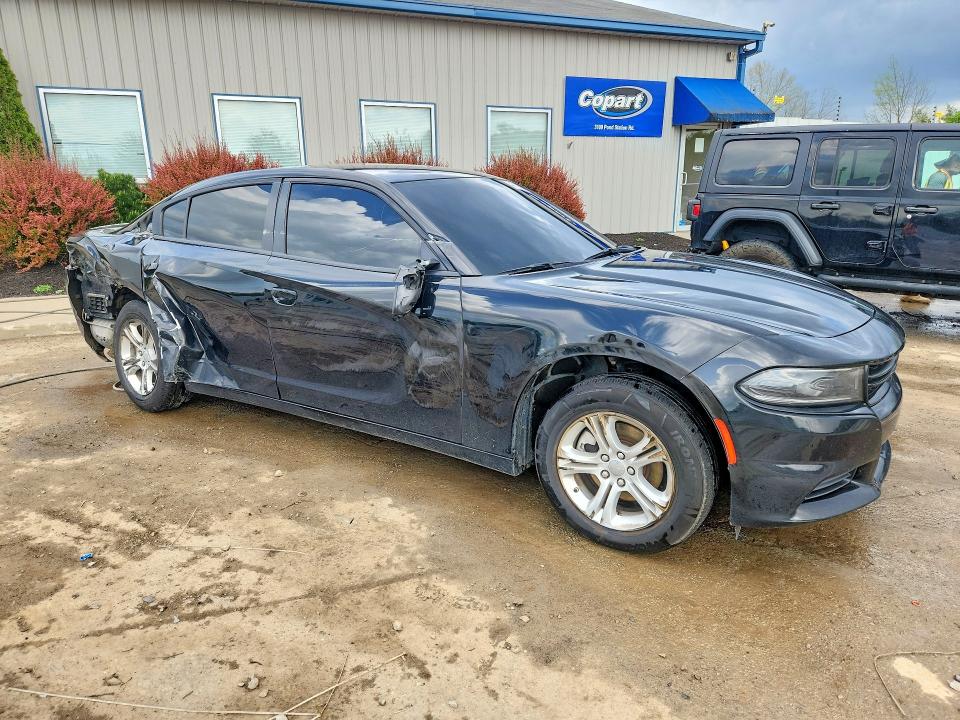 Photo 4 from auction – 2022 DODGE CHARGER with VIN 2C3CDXBG0NH261401