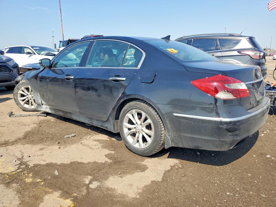 Снимка 2 от търг – 2012 HYUNDAI GENESIS с VIN KMHGC4DD4CU181509