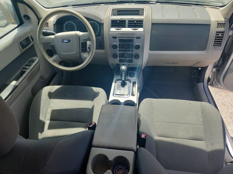 Zdjęcie 8 z aukcji – 2009 FORD ESCAPE z VIN 1FMCU49339KB11466
