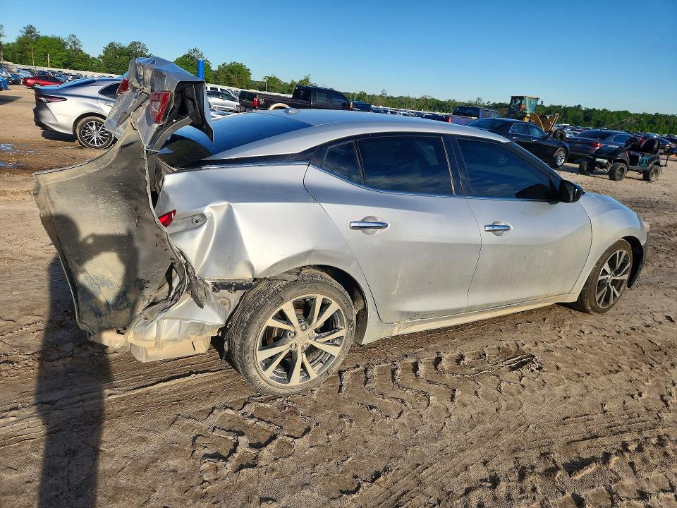 Photo 3 from auction – 2017 NISSAN MAXIMA with VIN 1N4AA6AP1HC367232