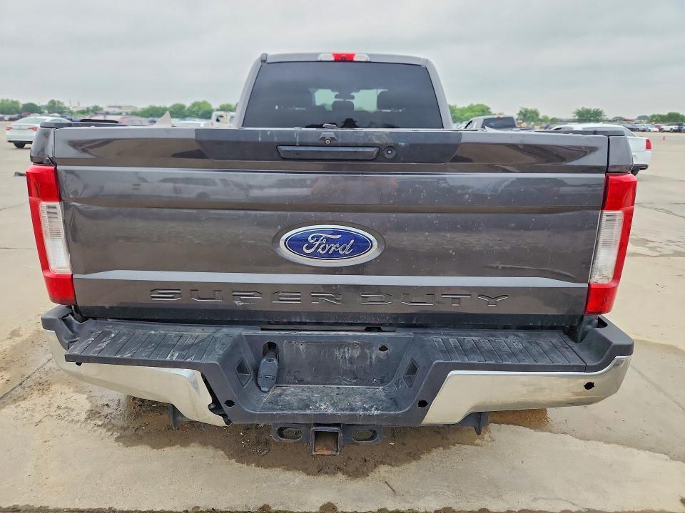 صورة رقم 6 من المزاد - 2018 FORD F350 مع VIN 1FT8W3DTXJEC89965