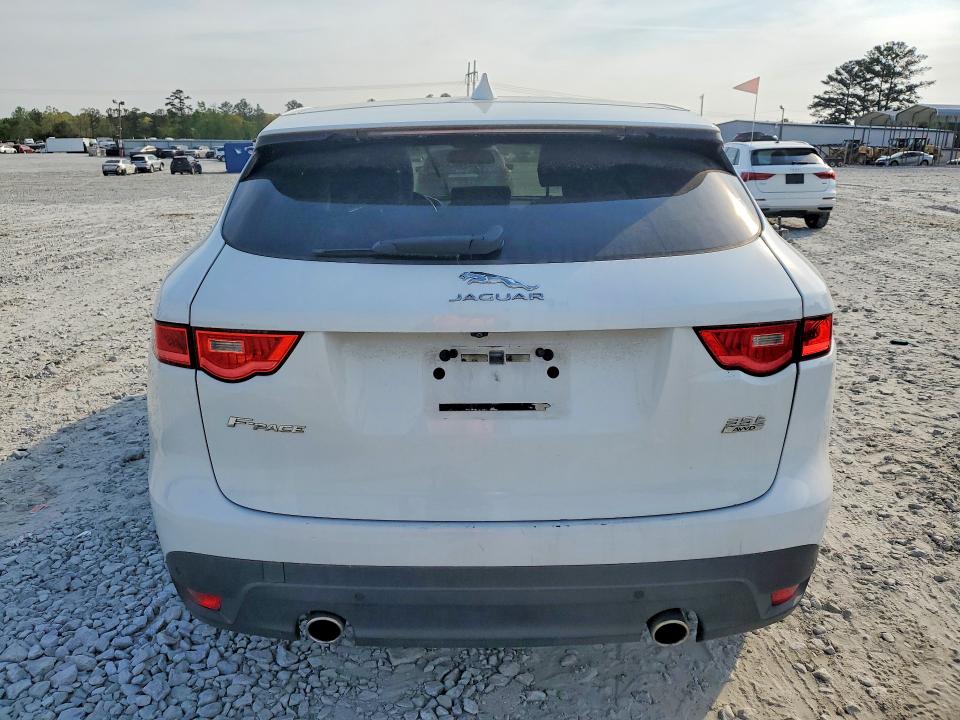 Photo 6 from auction – 2017 JAGUAR F-PACE with VIN SADCJ2BV7HA893129