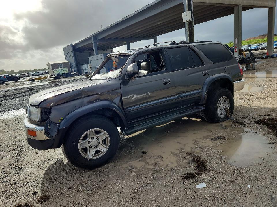 TOYOTA 4RUNNER 1998 with VIN JT3GN87R9W0057555 - Photo from auction
