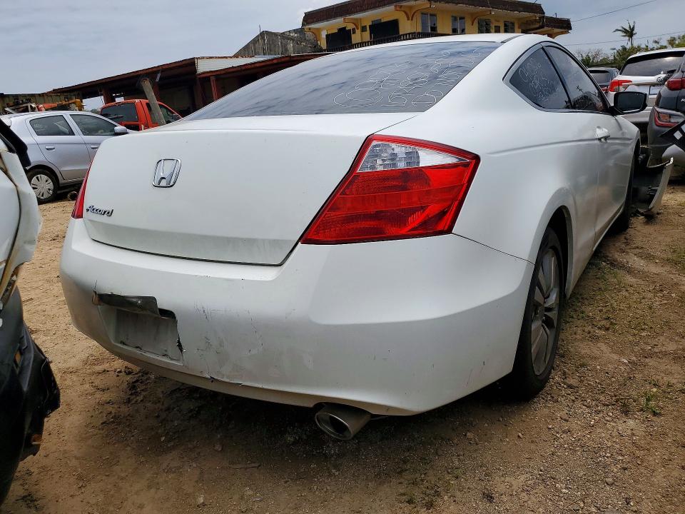 Photo 3 from auction – 2010 HONDA ACCORD with VIN 1HGCS1B74AA015606