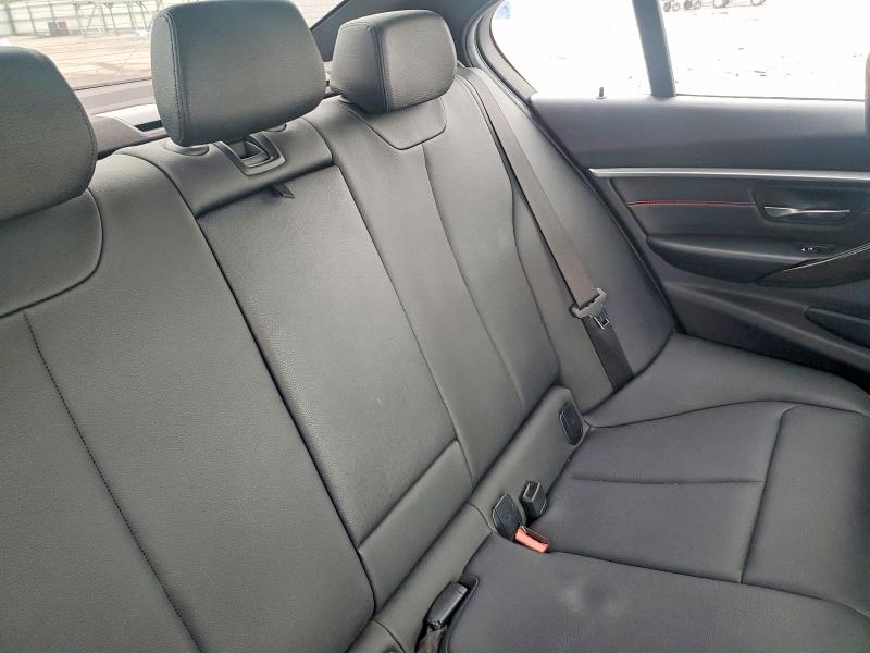 Photo 10 from auction – 2017 BMW 330 with VIN WBA8B9C50HK675823